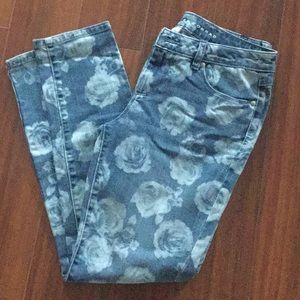 Flower print skinny jeans